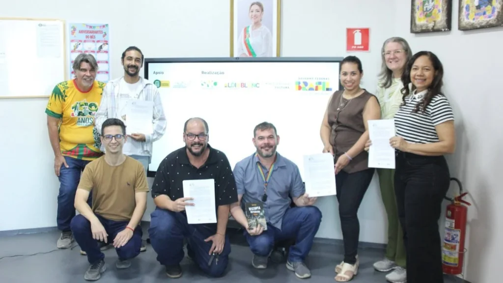 Várzea Grande formaliza repasse da PNAB e impulsiona 13 projetos culturais com recursos federais Várzea Grande formaliza repasse da PNAB e impulsiona 13 projetos culturais com recursos federais