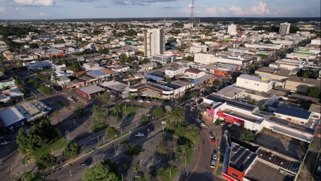 Sinop impulsiona economia com alta na abertura de empresas e novos polos comerciais Sinop impulsiona economia com alta na abertura de empresas e novos polos comerciais