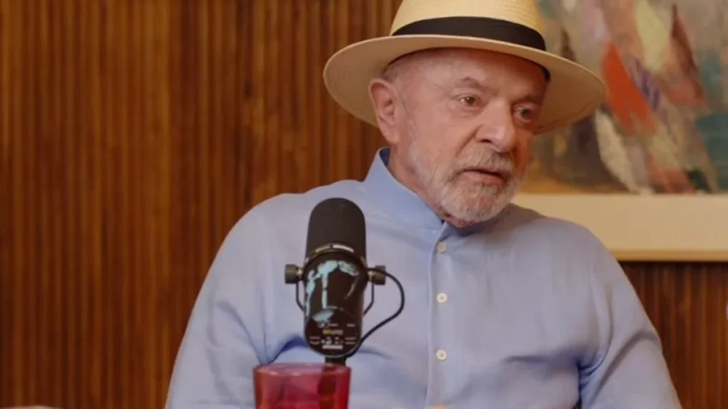 Lulinha mora na Espanha e evita falar sobre investigações, diz Lula Lulinha mora na Espanha e evita falar sobre investigações, diz Lula