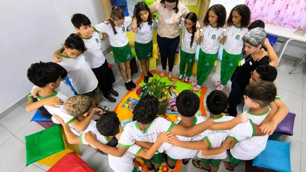 Sinop impulsiona cultura de paz nas escolas com mais de 760 Círculos de Construção de Paz Sinop impulsiona cultura de paz nas escolas com mais de 760 Círculos de Construção de Paz